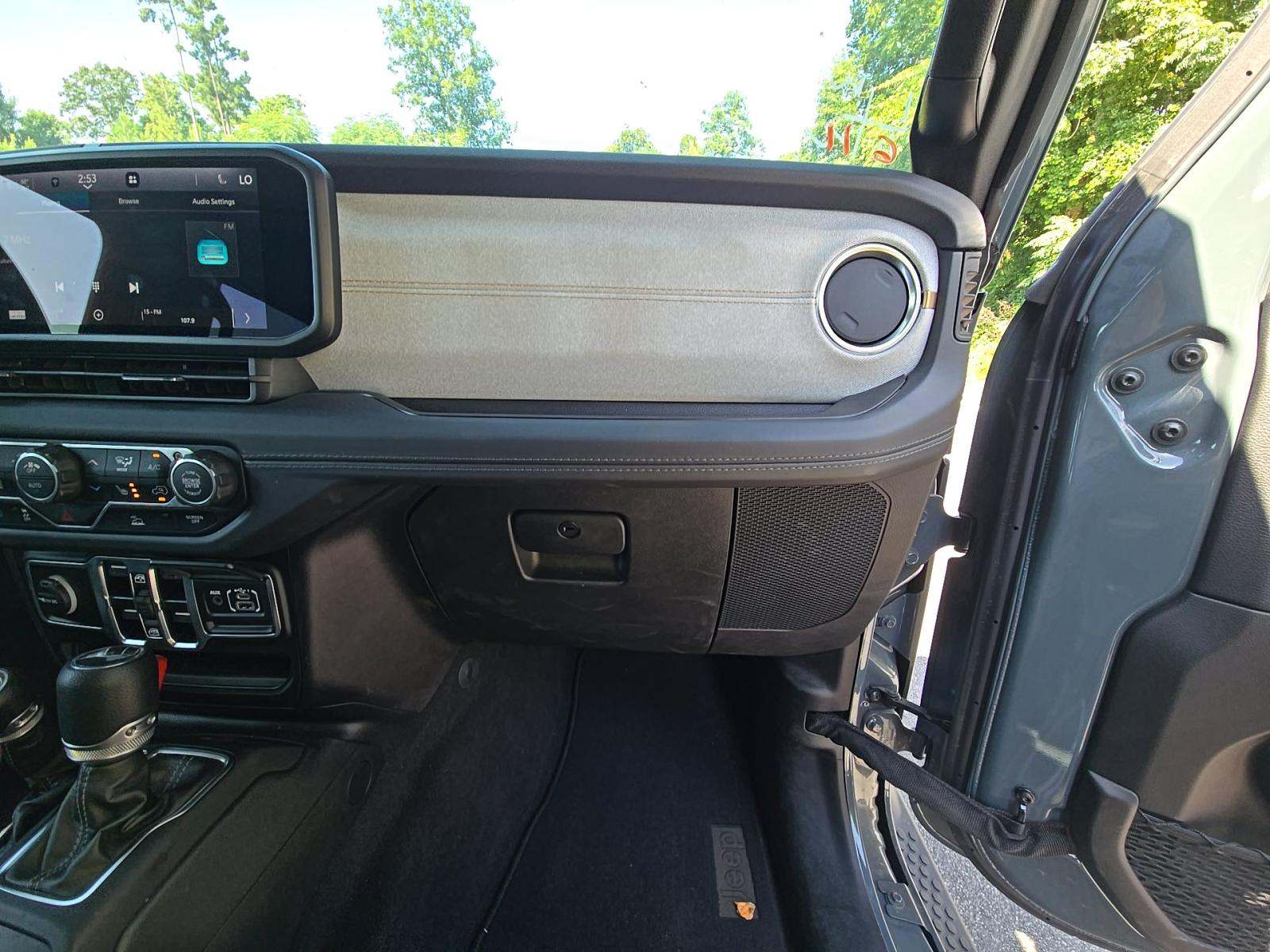 2025 Jeep Wrangler 4xe Sahara AWD