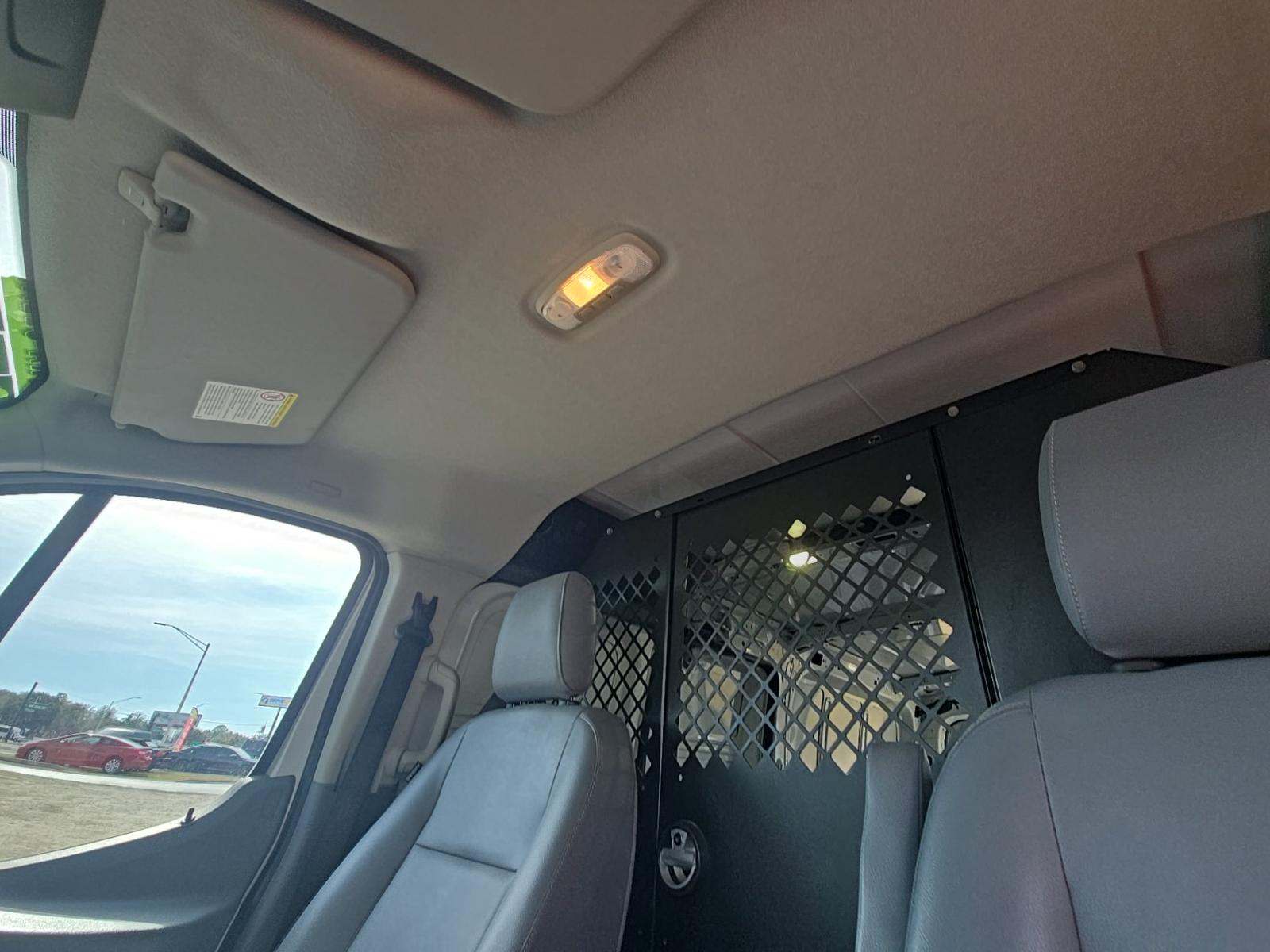 FORD TRANSIT 250 - 7