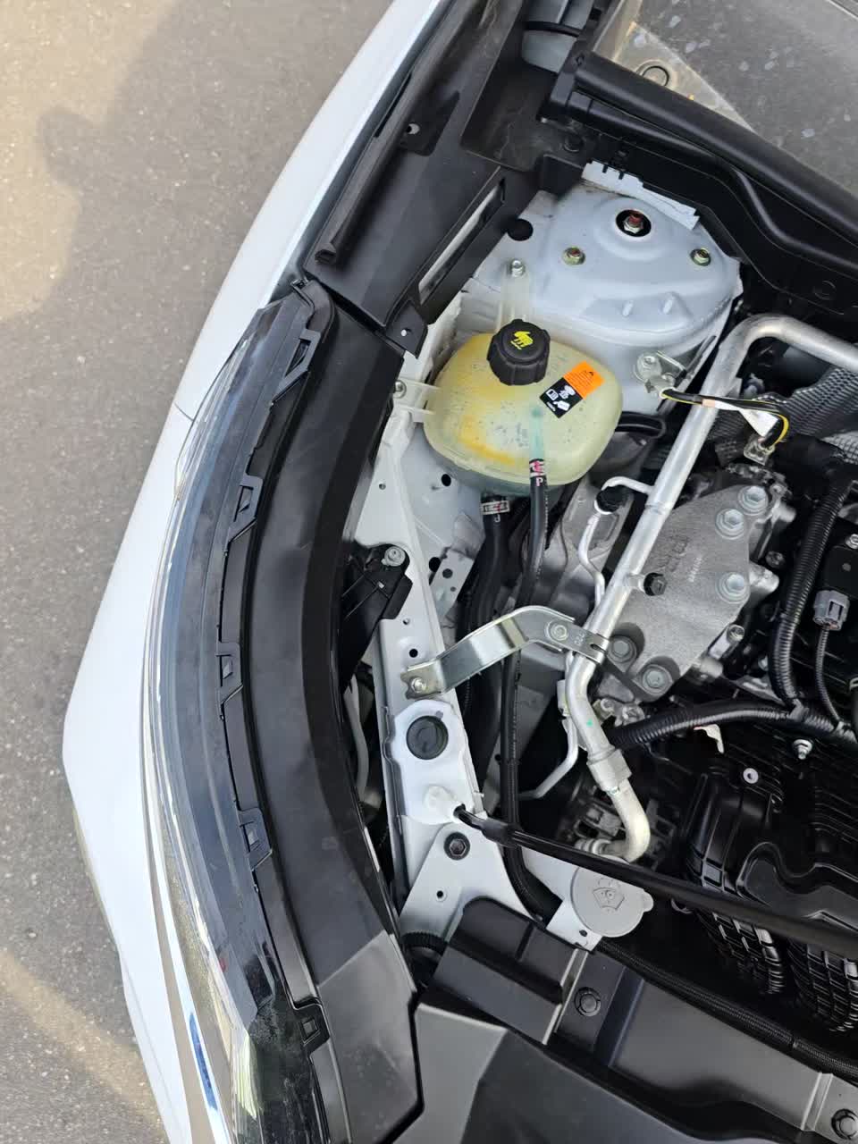 2024 Mitsubishi Outlander SE FWD