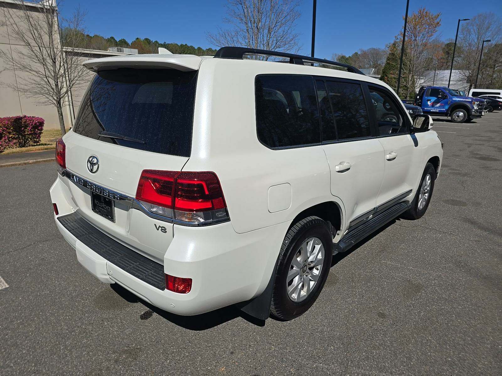 2016 Toyota Land Cruiser Base AWD