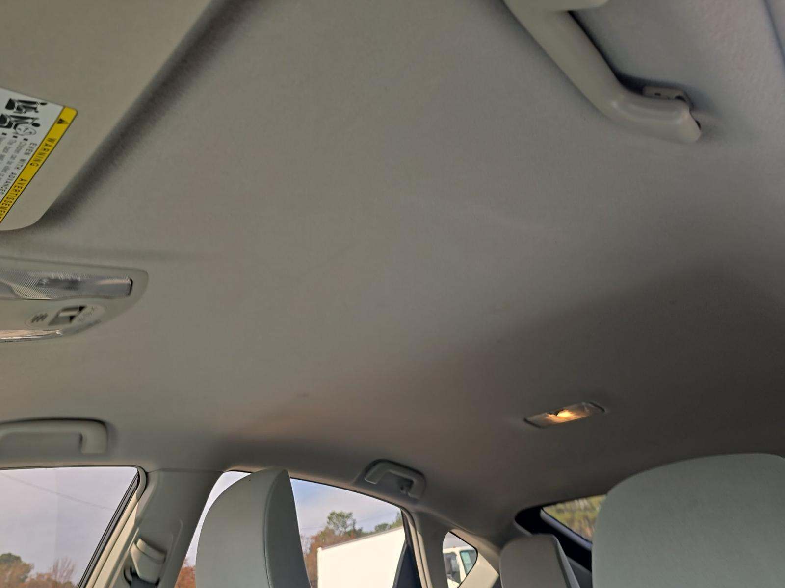 2010 Toyota Prius One FWD