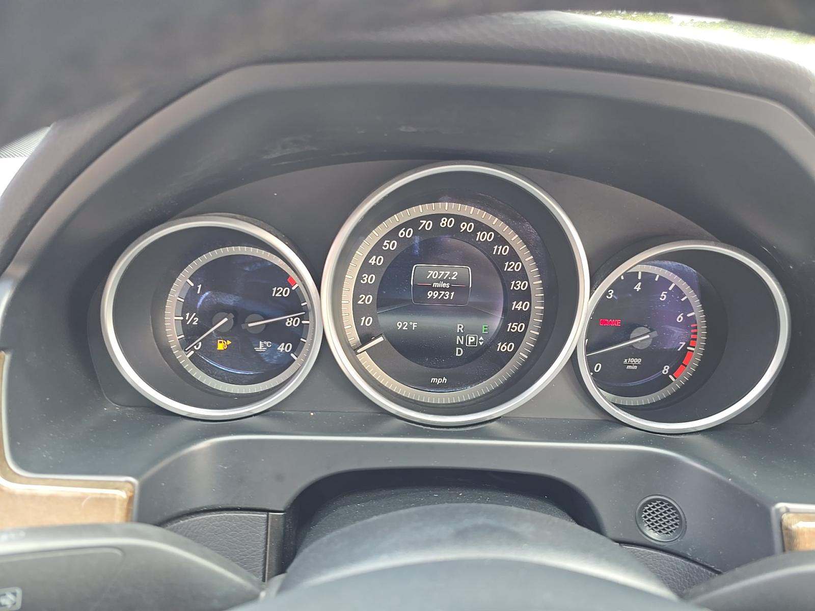 MERCEDES-BENZ E-CLASS - 9