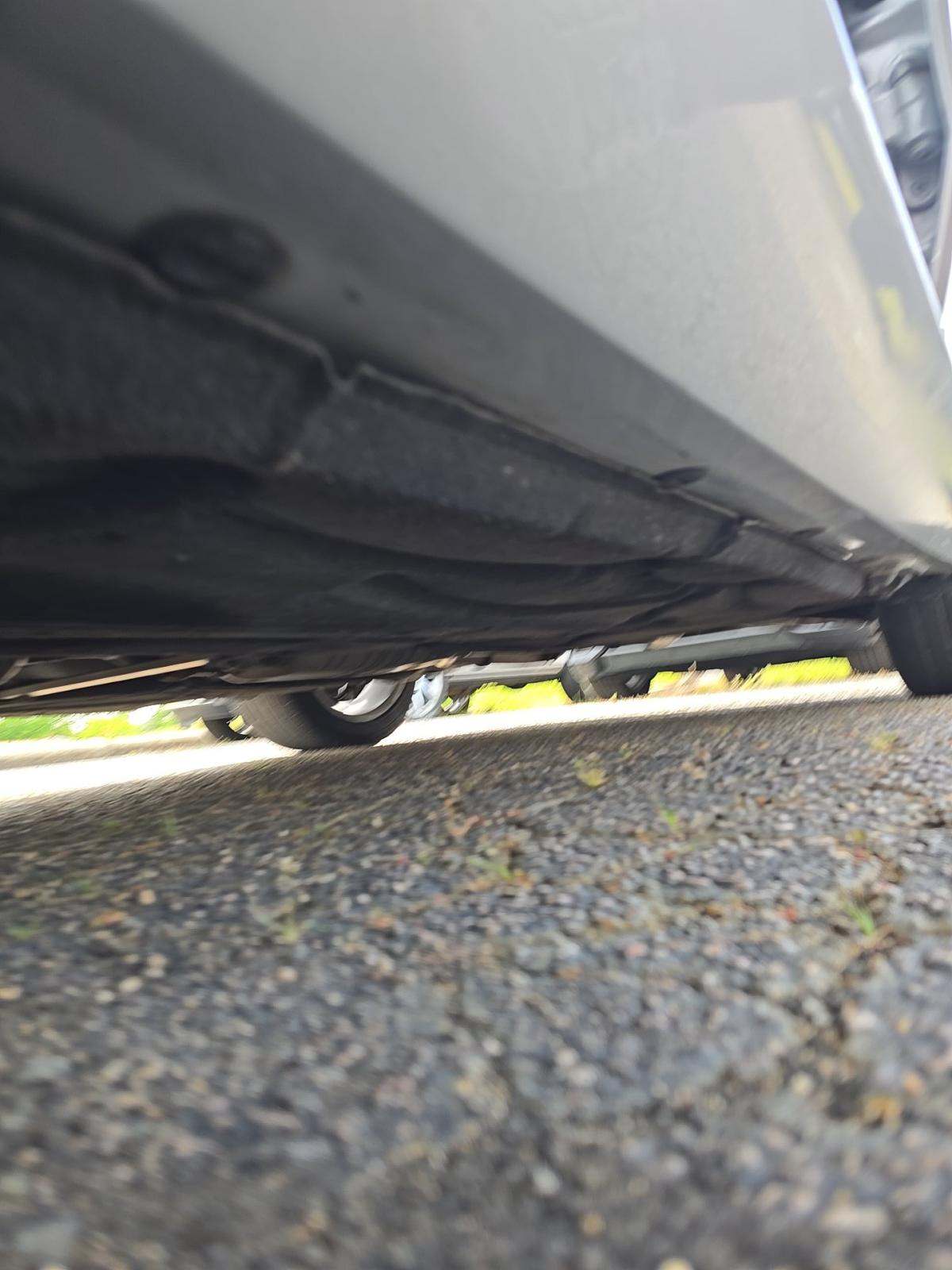 MERCEDES-BENZ E-CLASS - 7