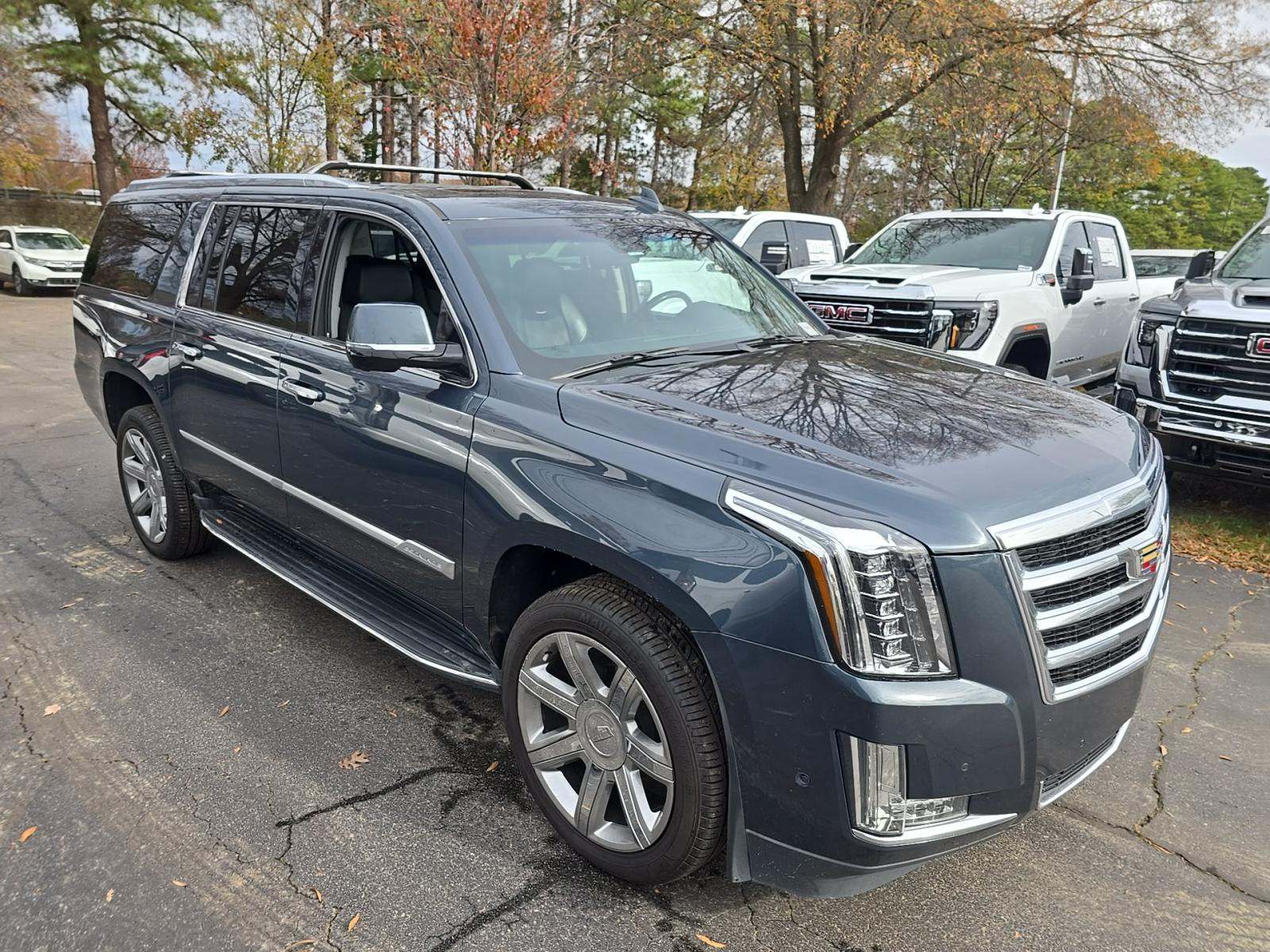 2020 Cadillac Escalade ESV Luxury RWD