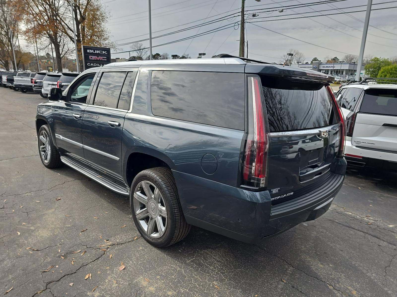 2020 Cadillac Escalade ESV Luxury RWD