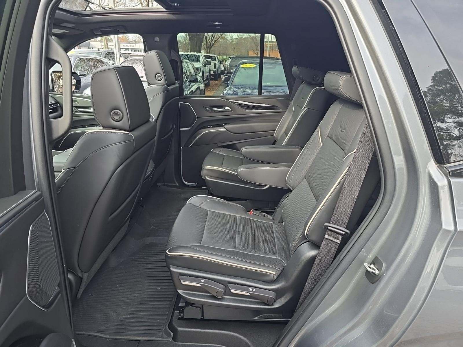 2022 Cadillac Escalade Sport AWD