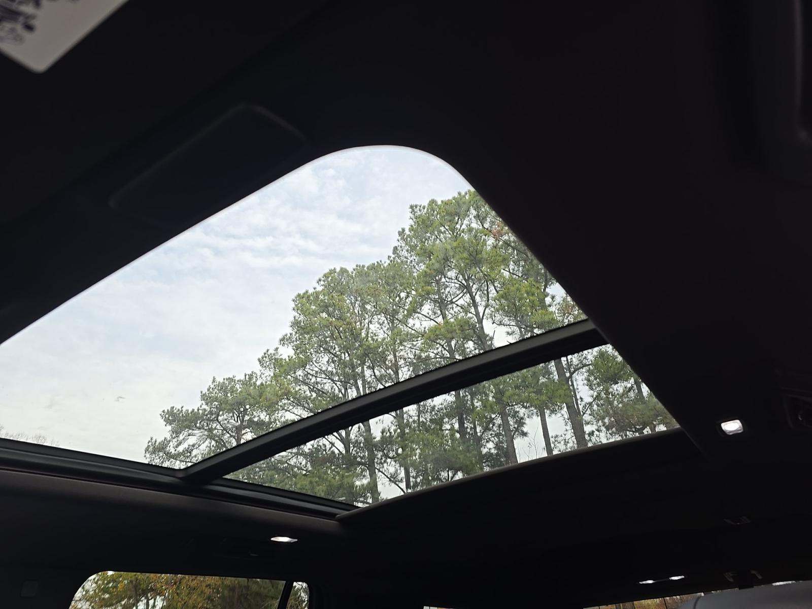 2022 Cadillac Escalade Sport AWD