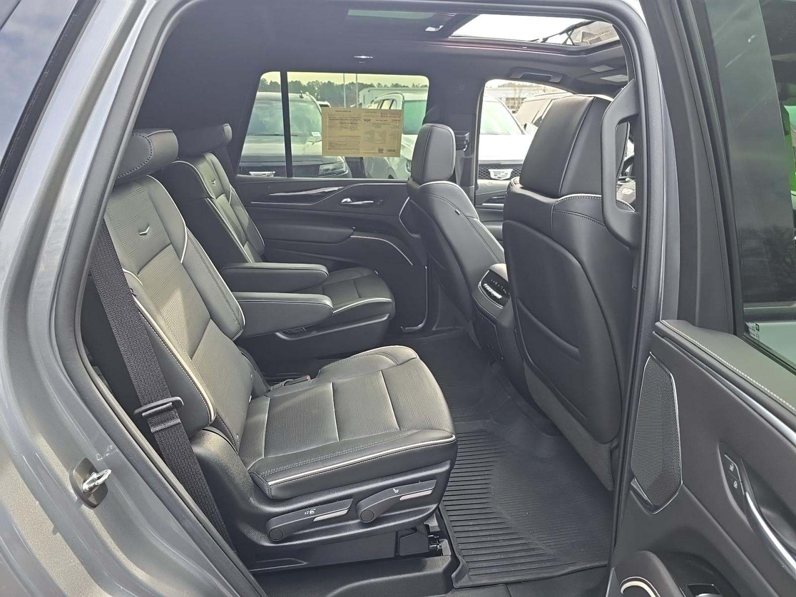 2022 Cadillac Escalade Sport AWD