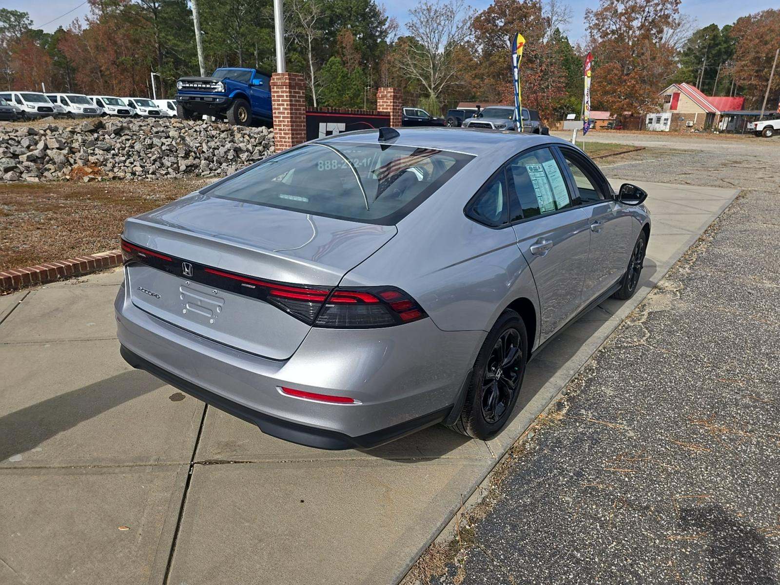 2025 Honda Accord SE FWD