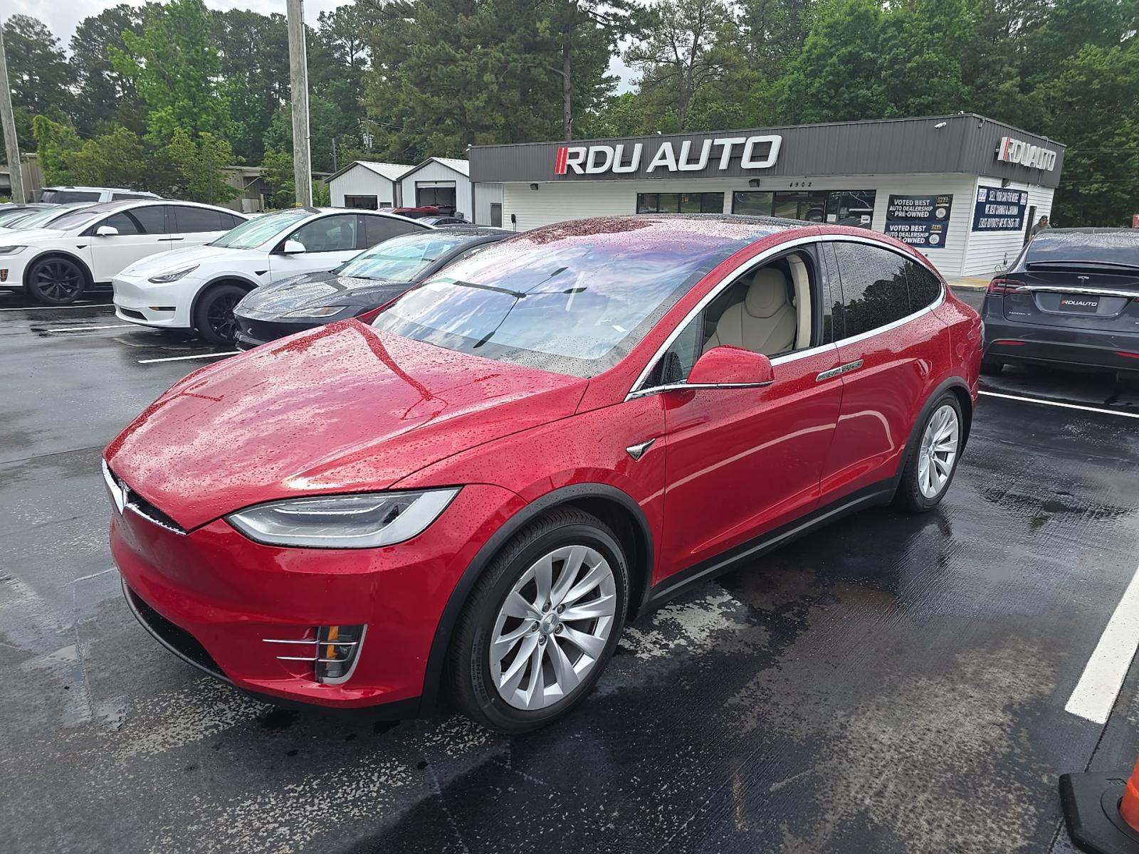 TESLA MODEL X - 1