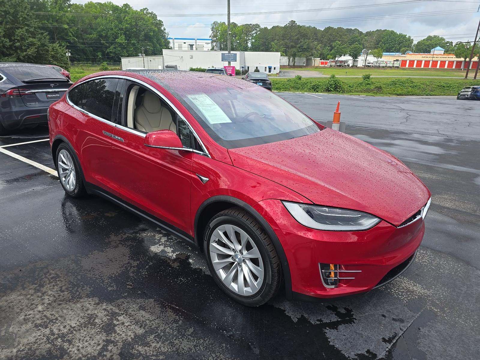 TESLA MODEL X - 4