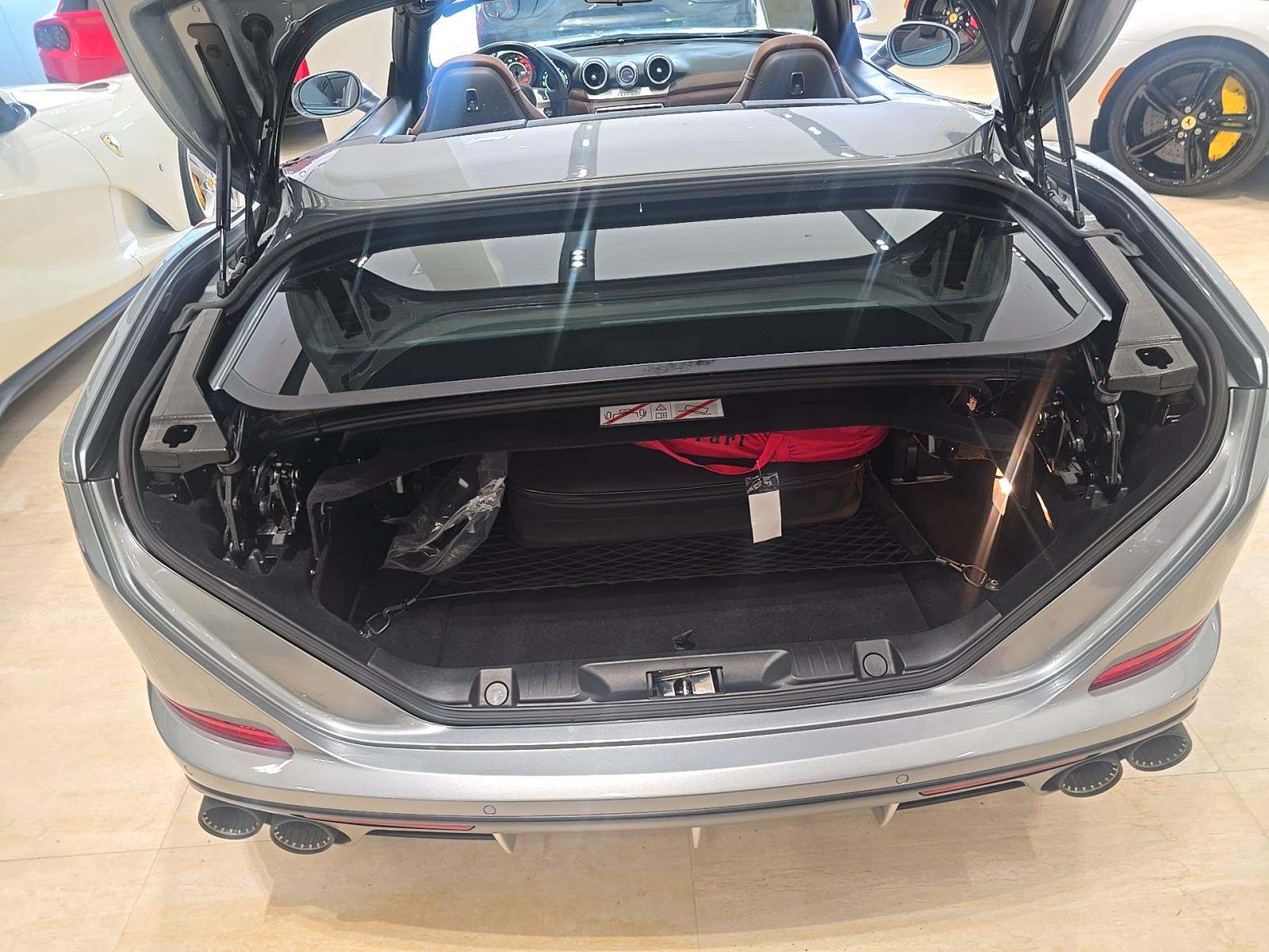 2017 Ferrari California T RWD