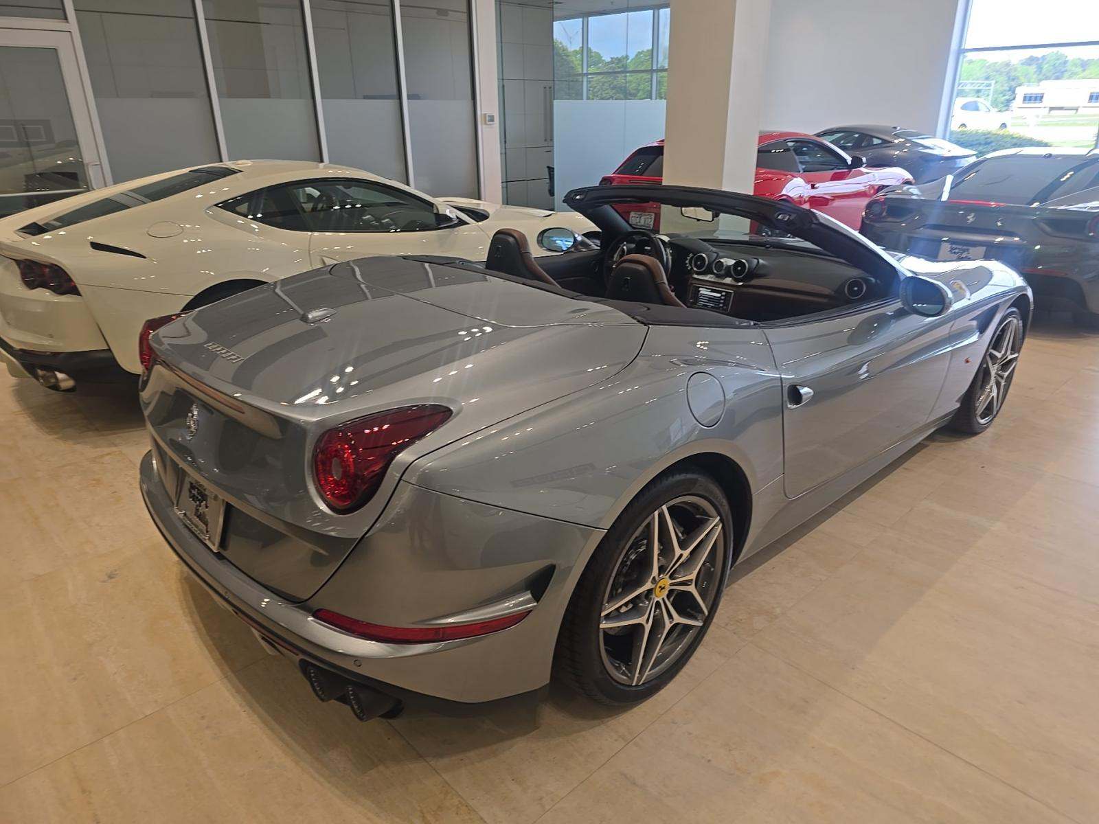 2017 Ferrari California T RWD