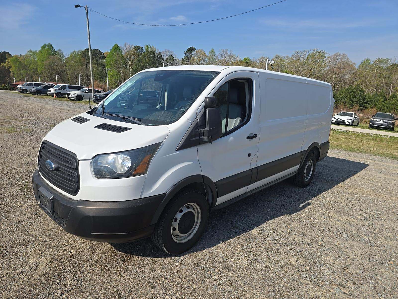 FORD TRANSIT 150 - 1