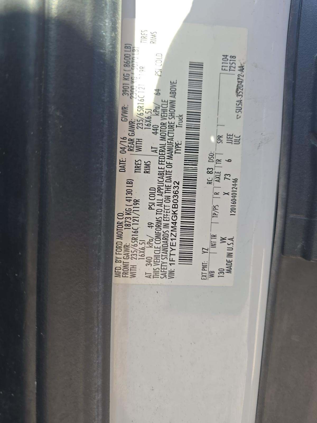 FORD TRANSIT 150 - 5