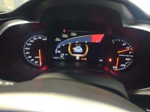 CHEVROLET STINGRAY - 9