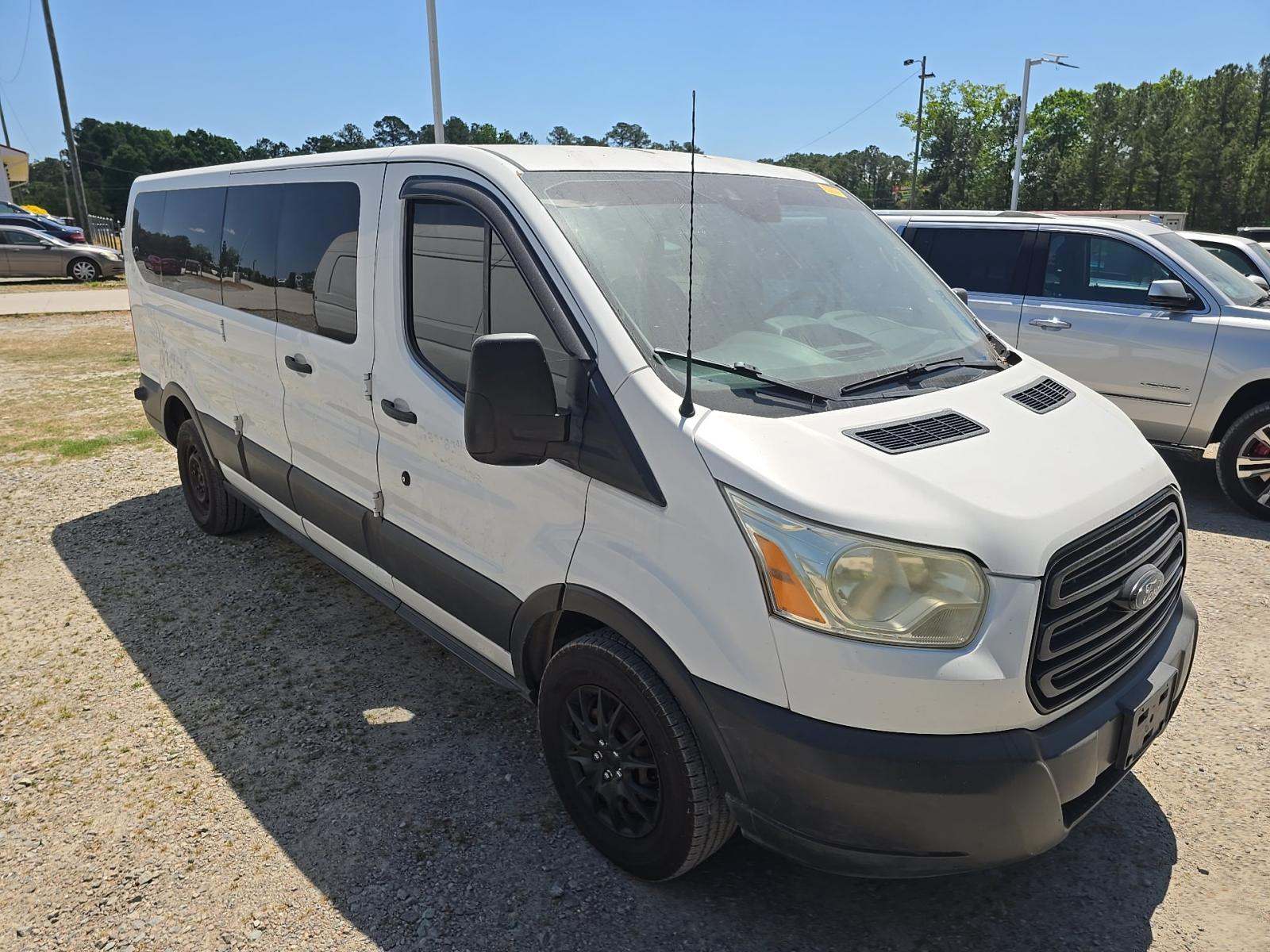 FORD TRANSIT 350 - 4