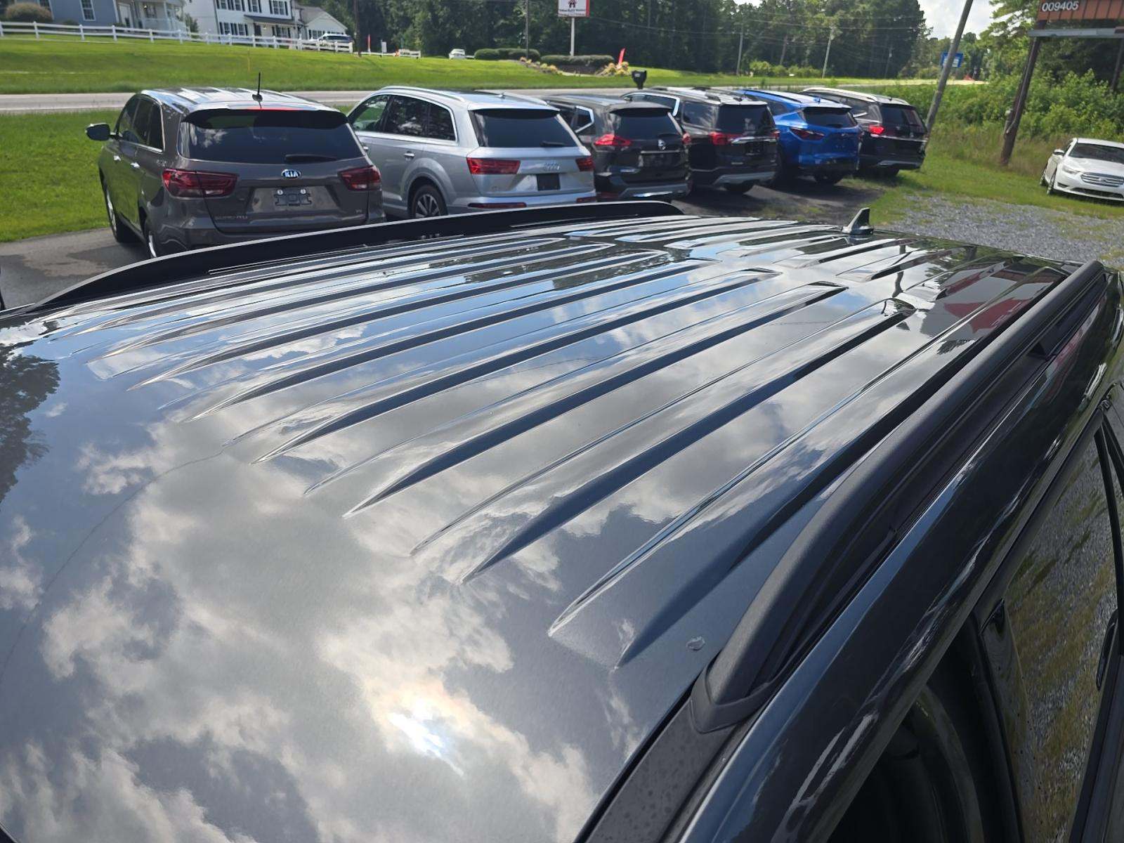 2020 Ford Explorer XLT RWD