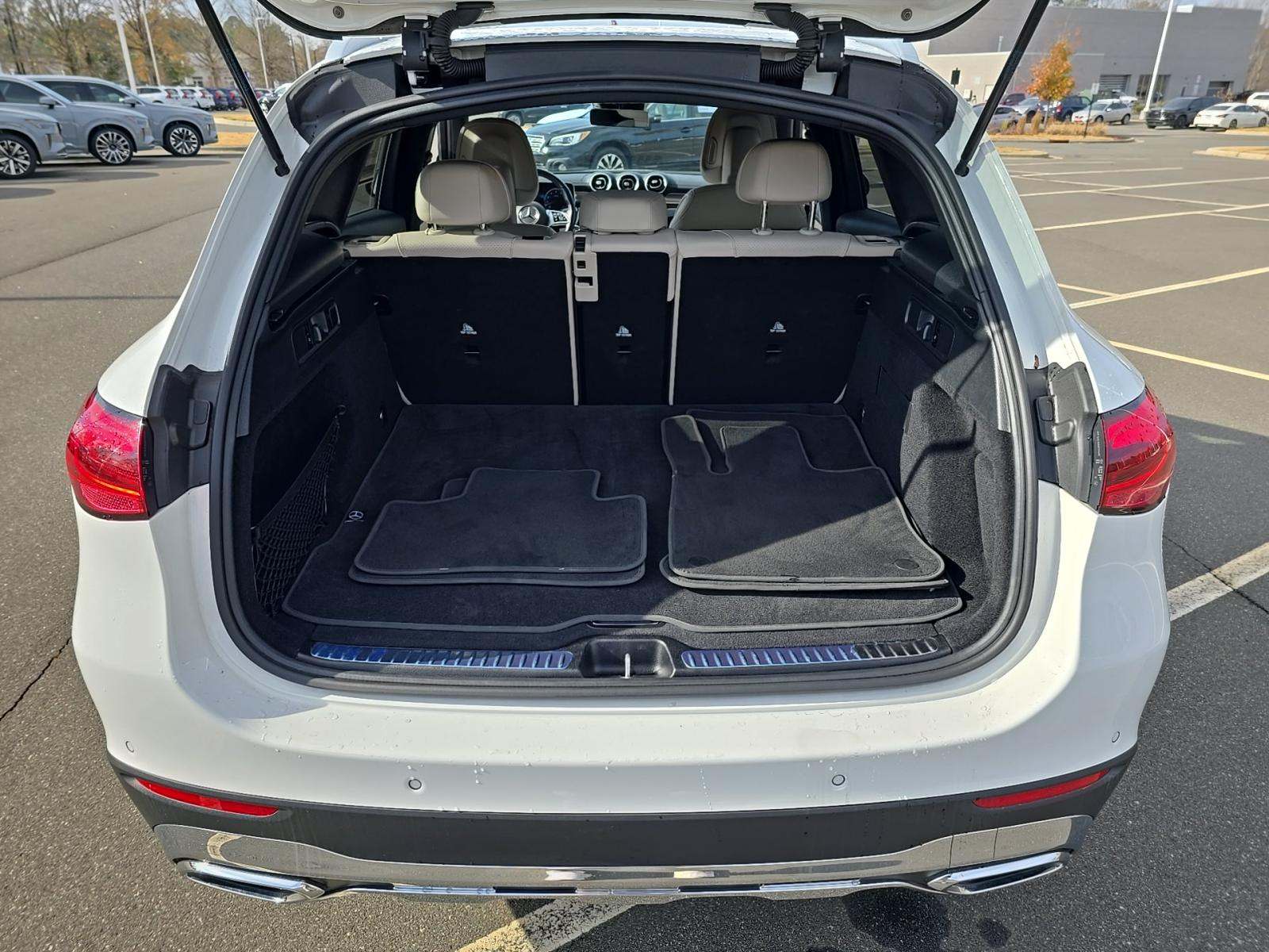 2024 Mercedes-Benz GLC GLC 300 AWD