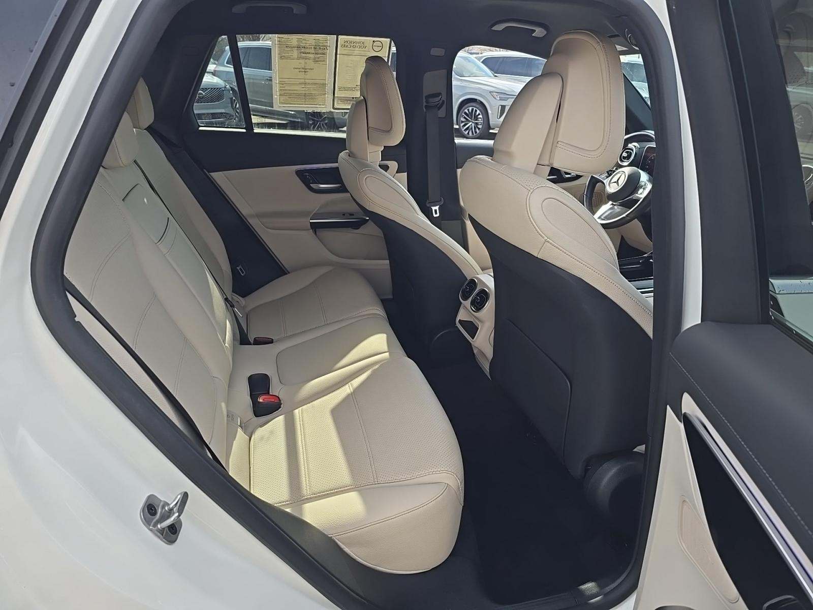 2024 Mercedes-Benz GLC GLC 300 AWD