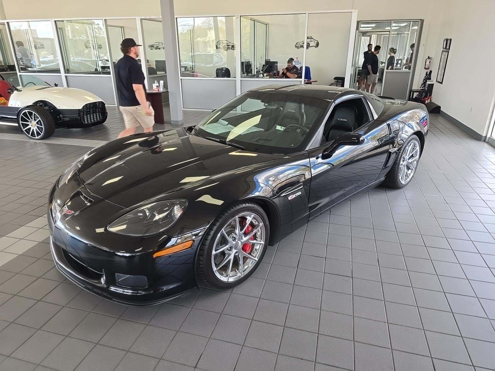 CHEVROLET CORVETTE - 1