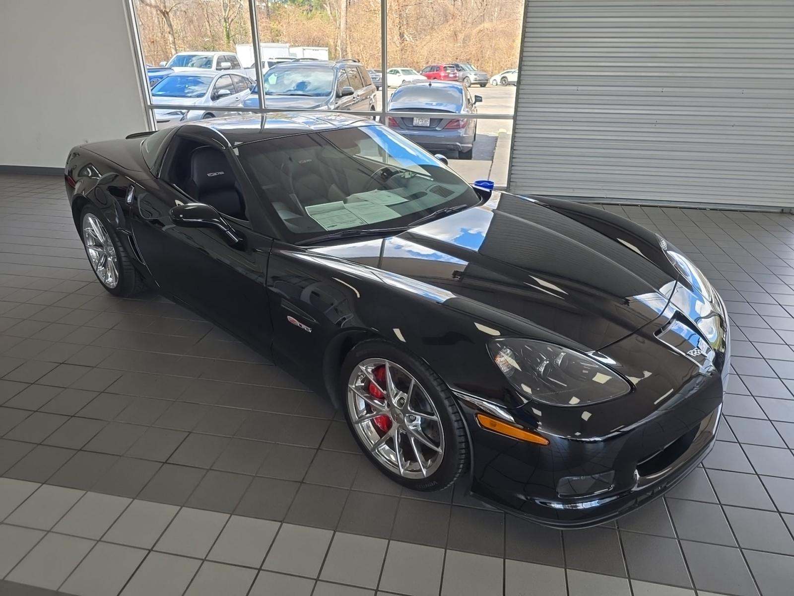 CHEVROLET CORVETTE - 4