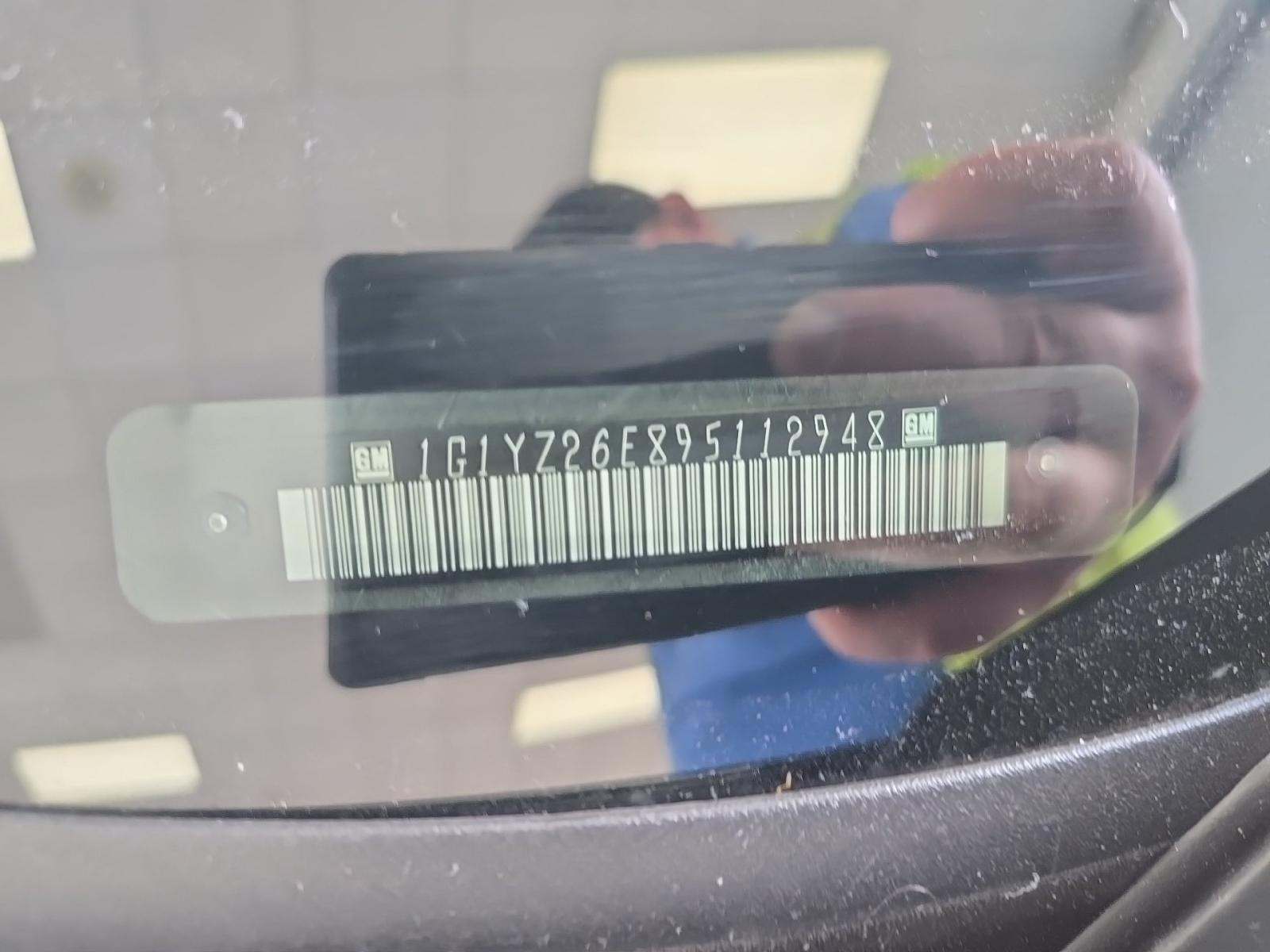 CHEVROLET CORVETTE - 5