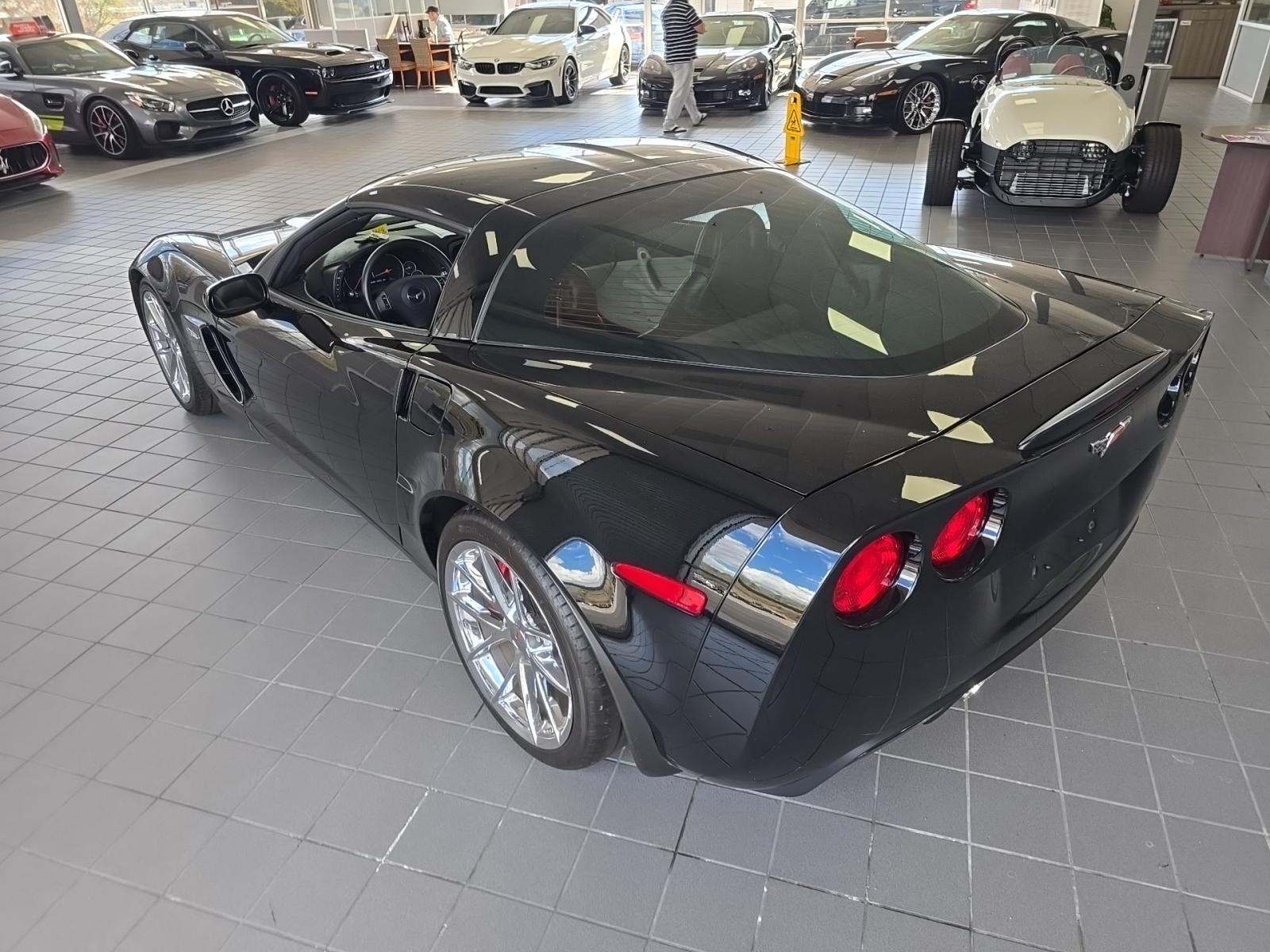 CHEVROLET CORVETTE - 2