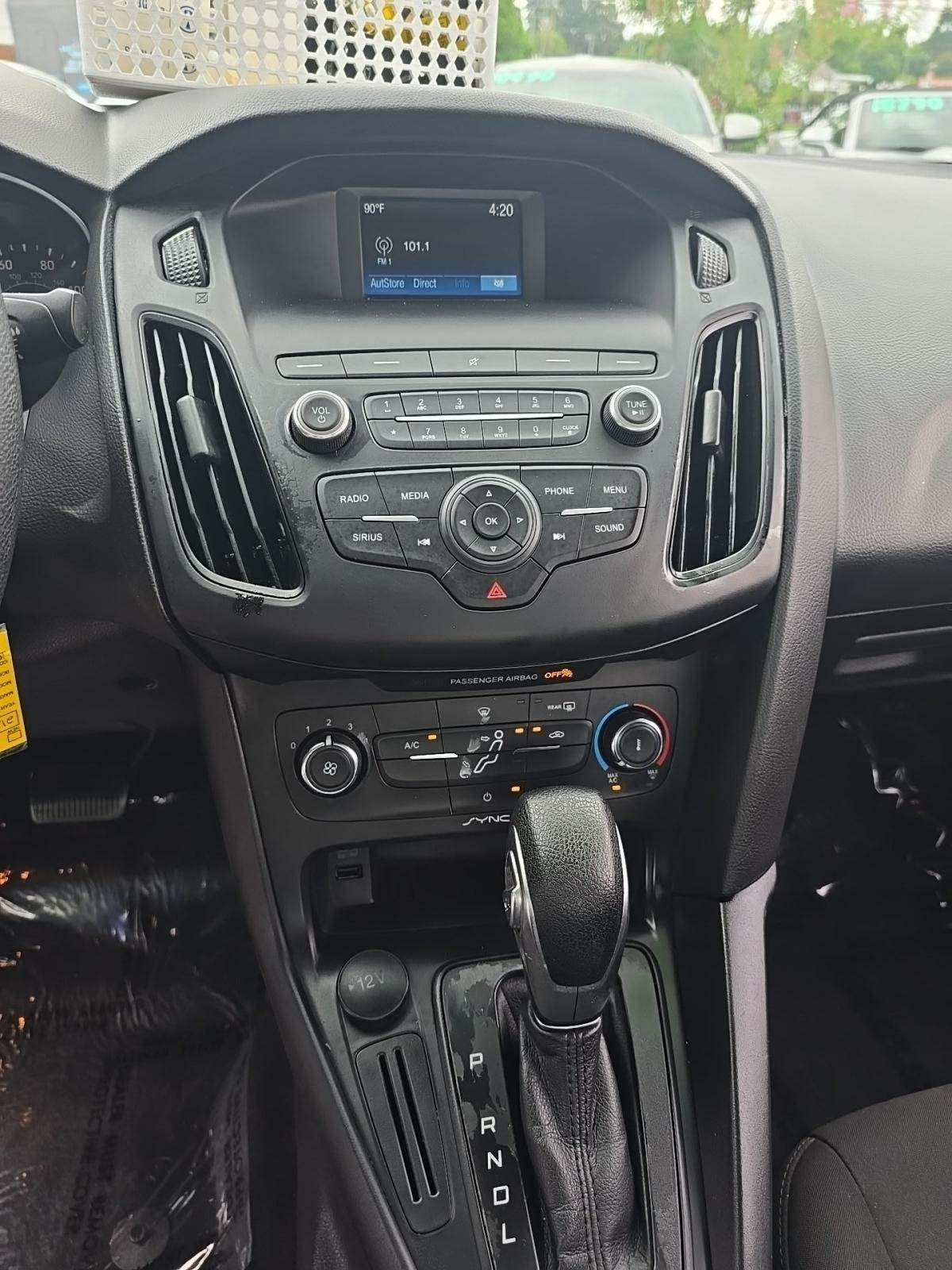 2018 Ford Focus SE FWD