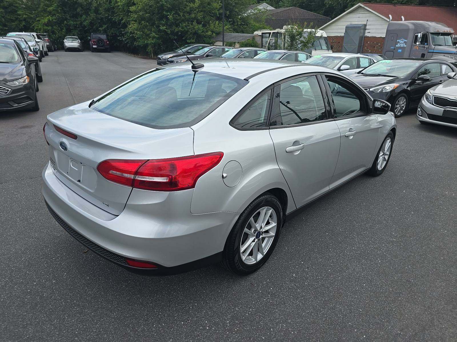 2018 Ford Focus SE FWD