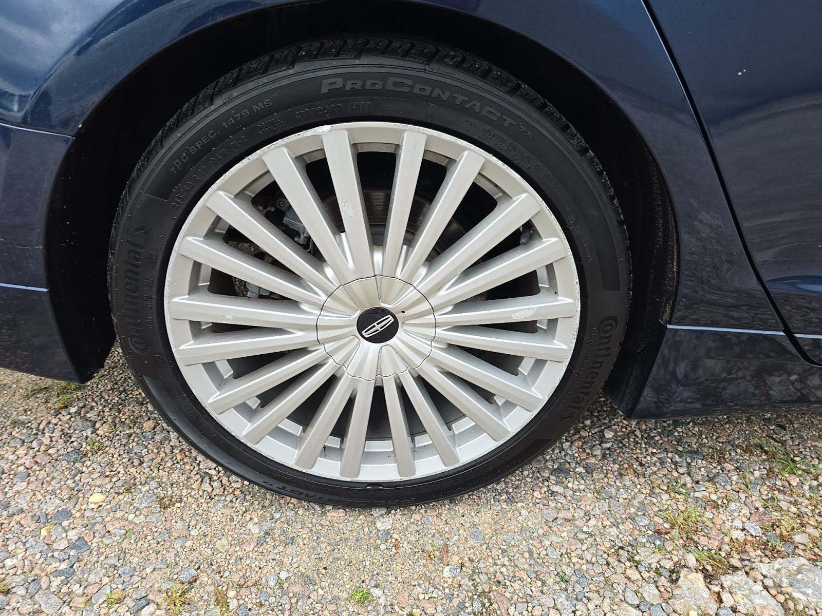 2017 Lincoln MKZ Hybrid Reserve FWD