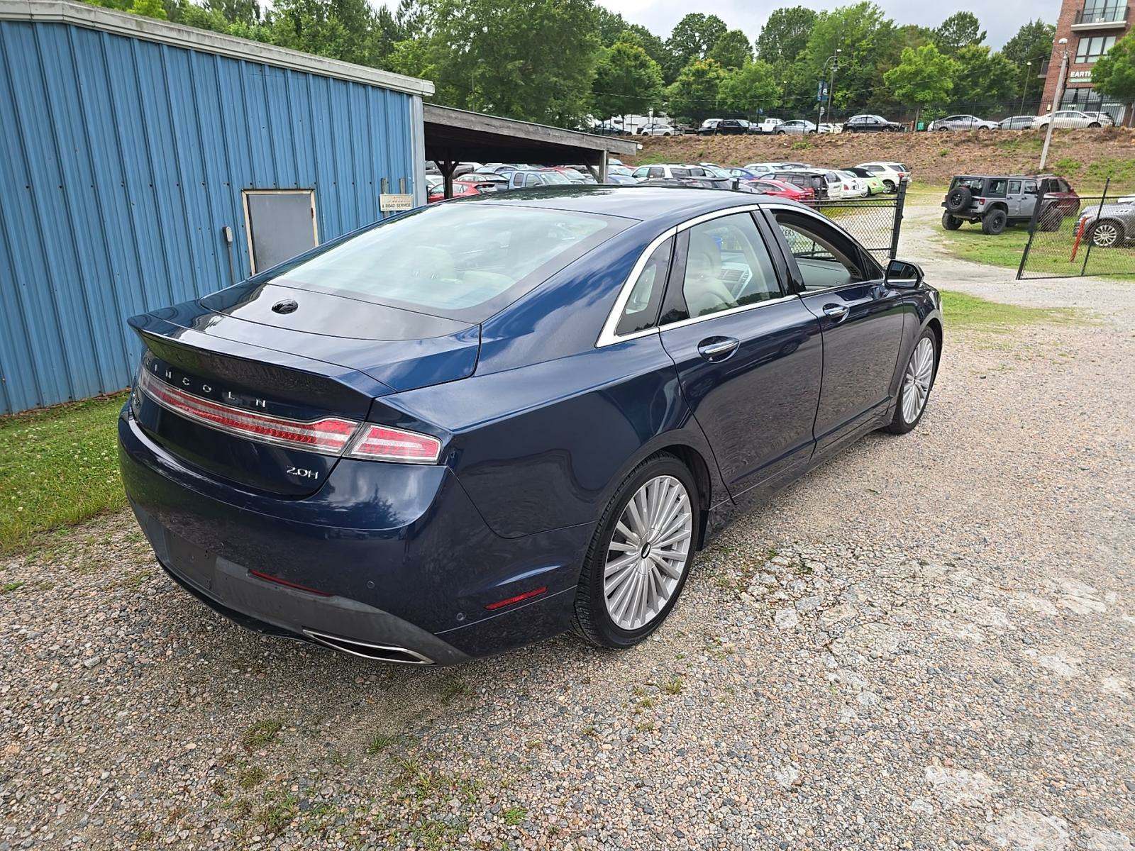 2017 Lincoln MKZ Hybrid Reserve FWD