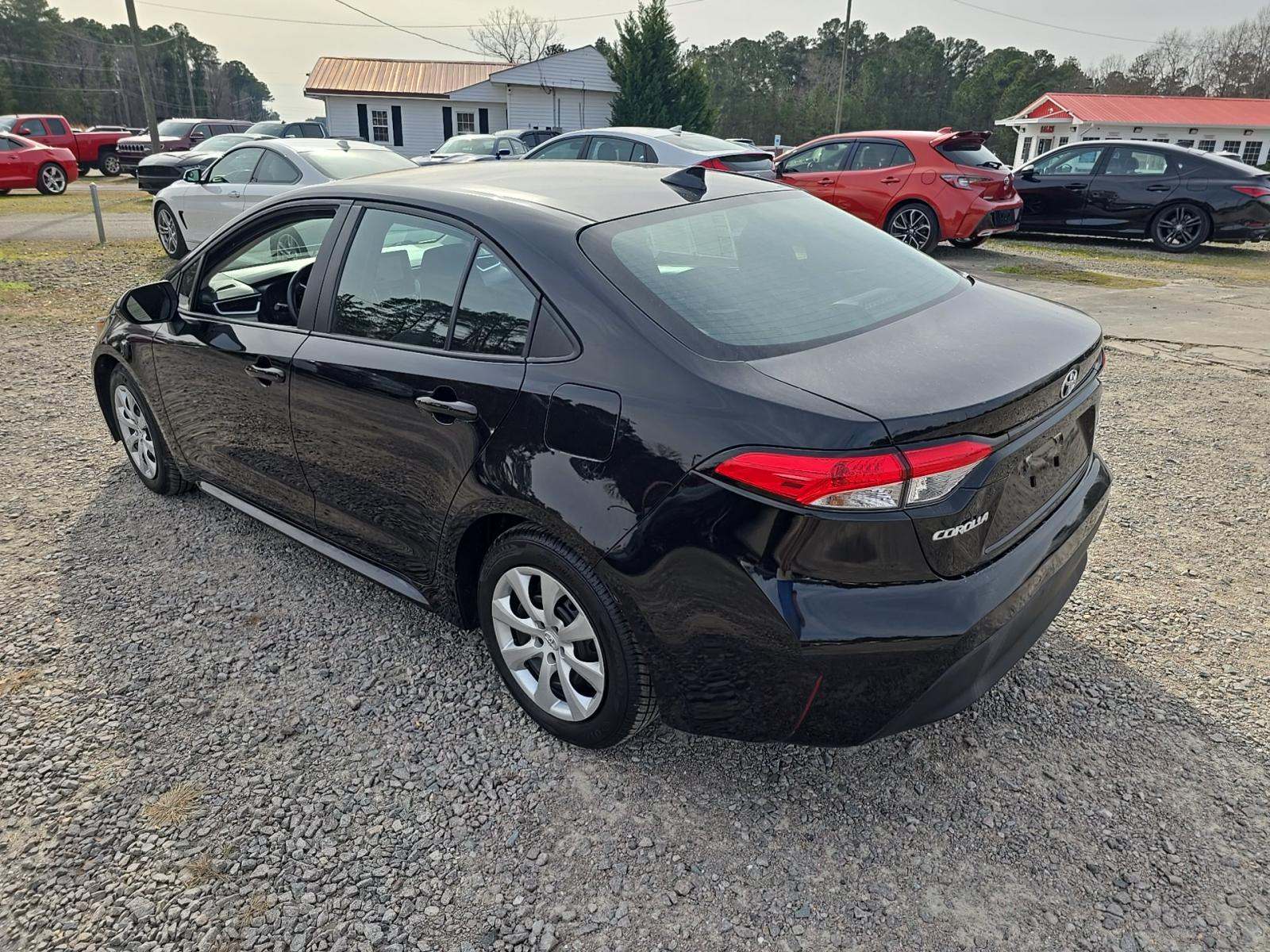 2023 Toyota Corolla LE FWD