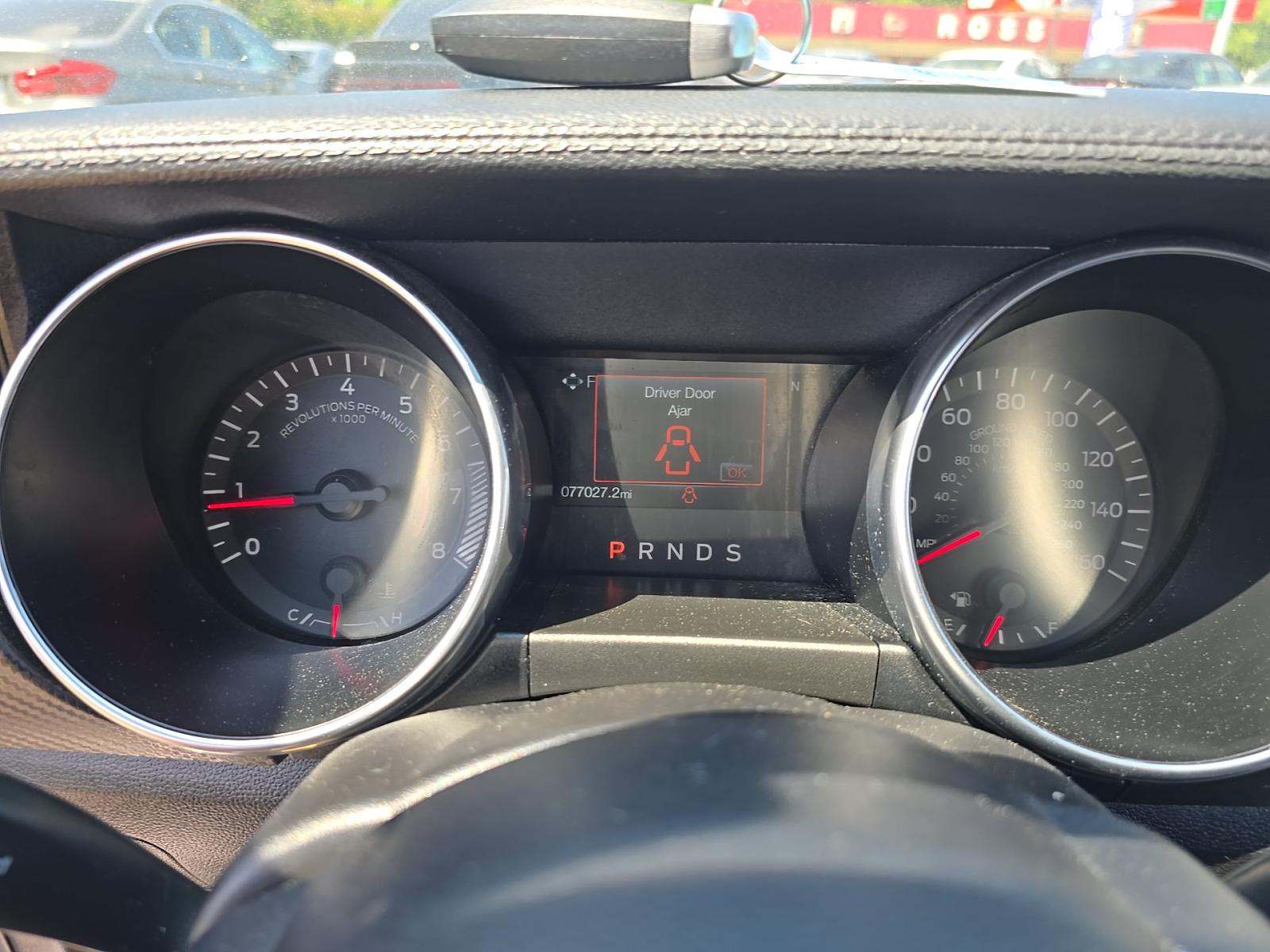 FORD MUSTANG - 9
