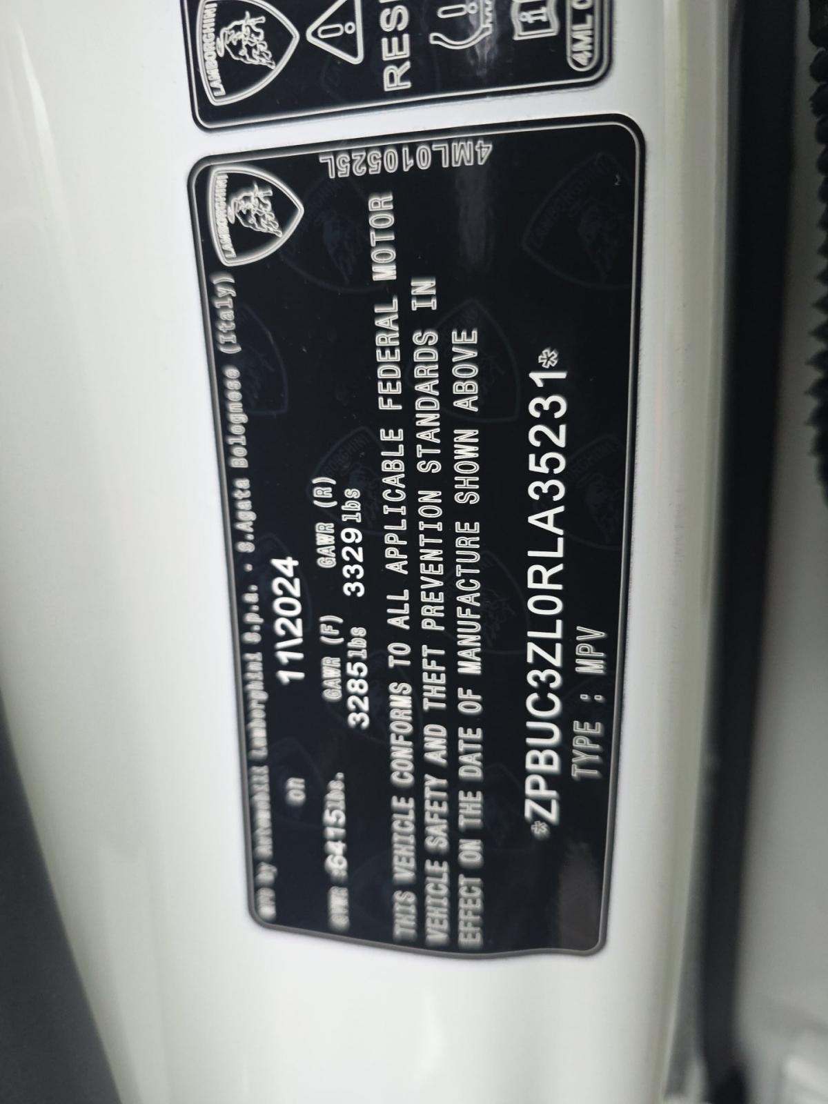 2024 Lamborghini Urus Performante AWD