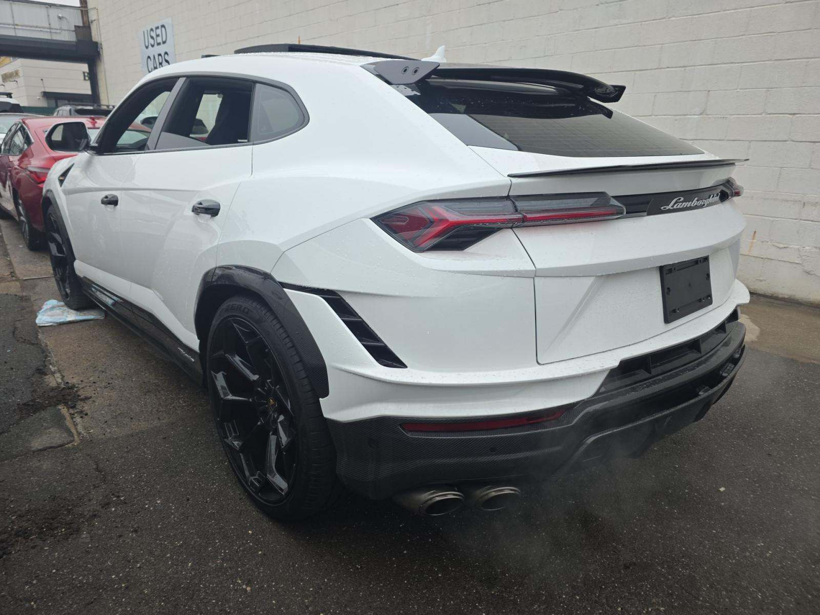 2024 Lamborghini Urus Performante AWD