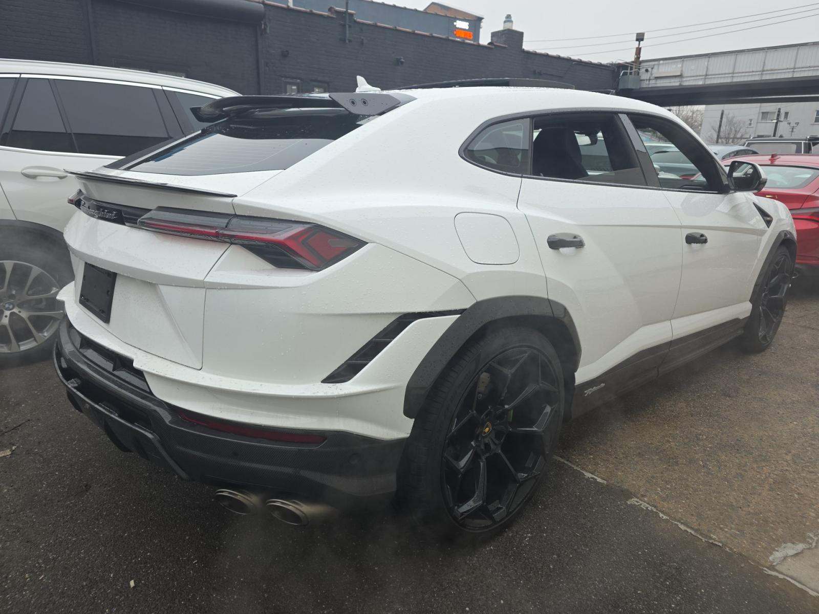 2024 Lamborghini Urus Performante AWD