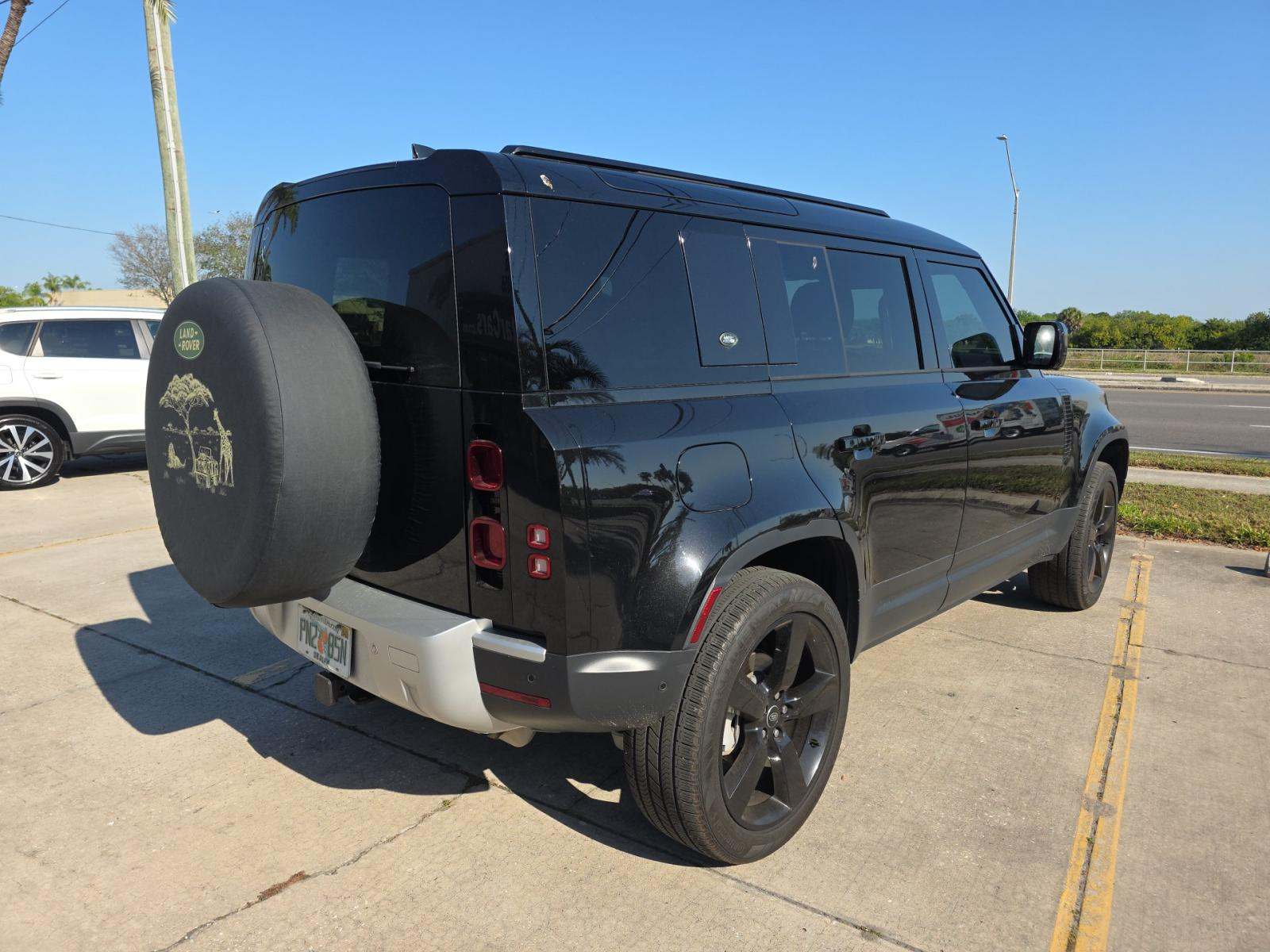 2024 Land Rover Defender 110 S AWD