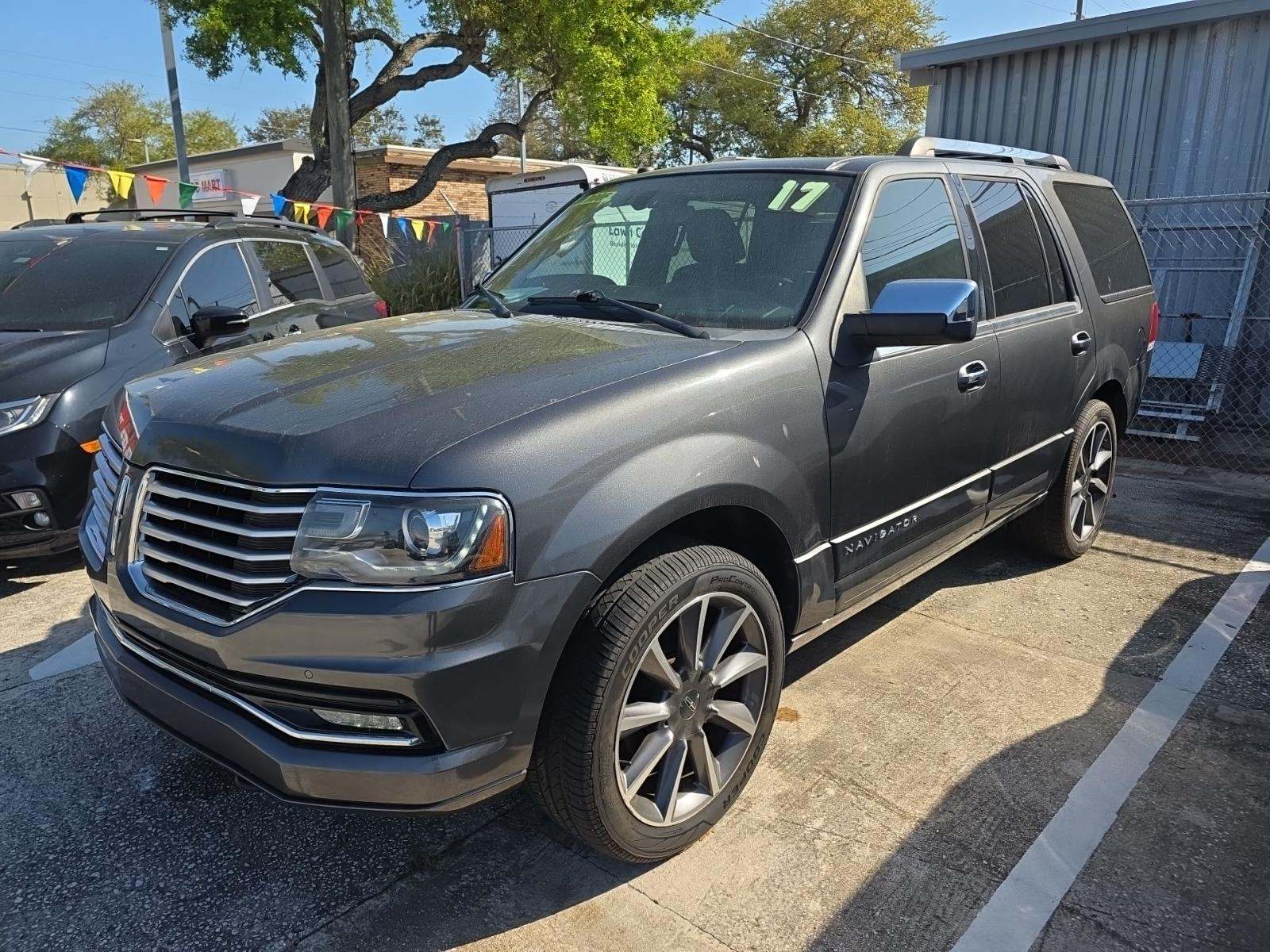 2017 Lincoln Navigator Reserve RWD