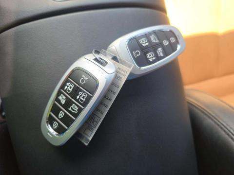 HYUNDAI CALLIGRAPHY - 8