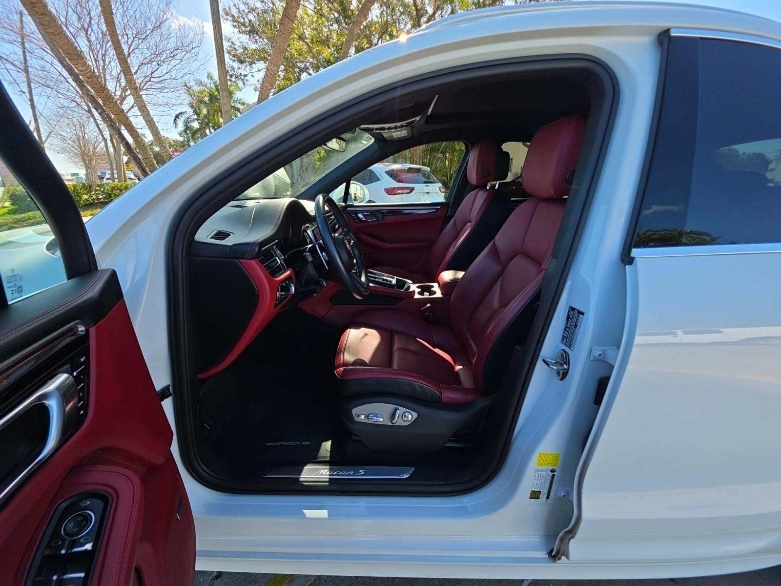 2024 Porsche Macan S AWD