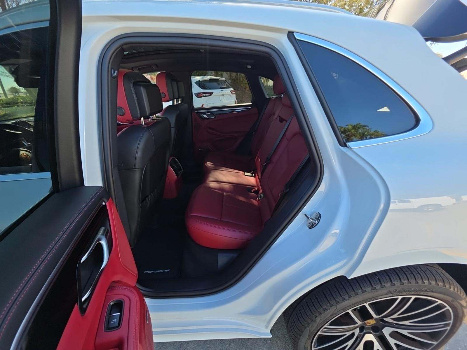 2024 Porsche Macan S AWD