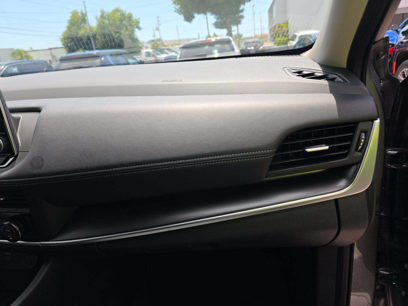 2026 Nissan Rogue SV FWD