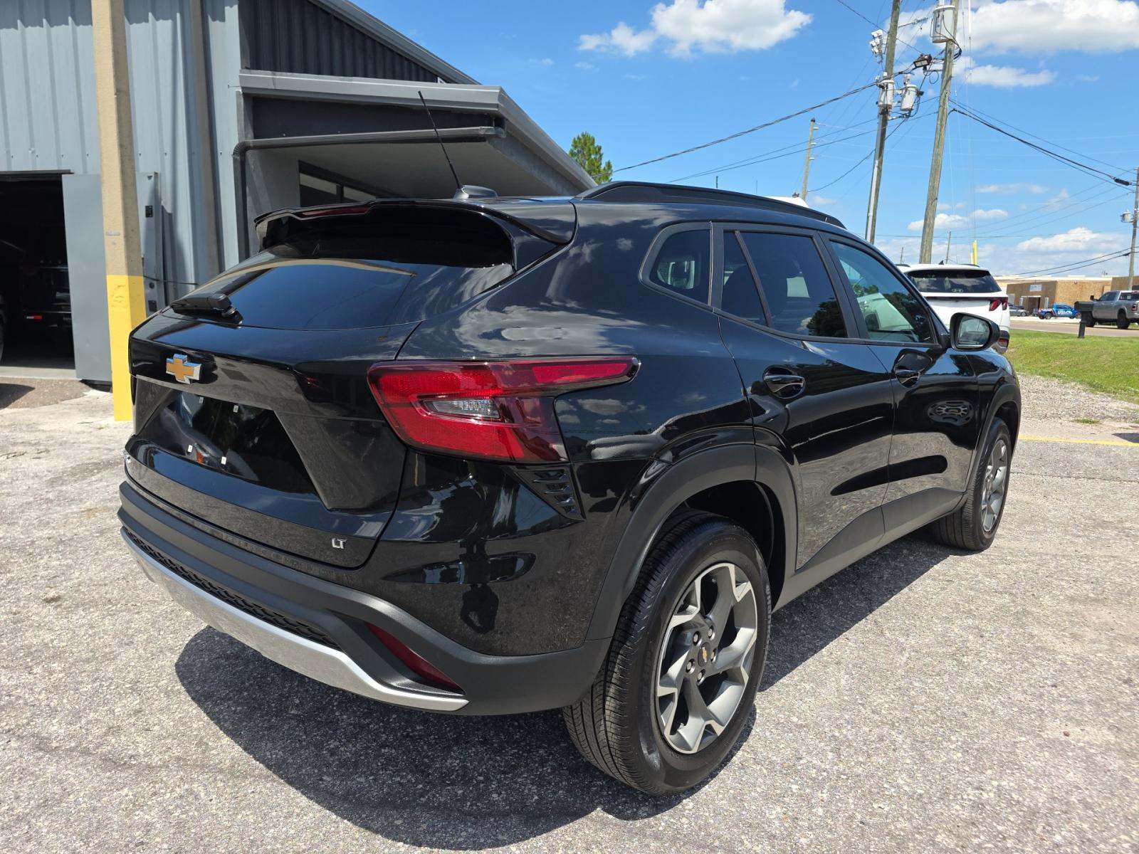 CHEVROLET TRAX - 3