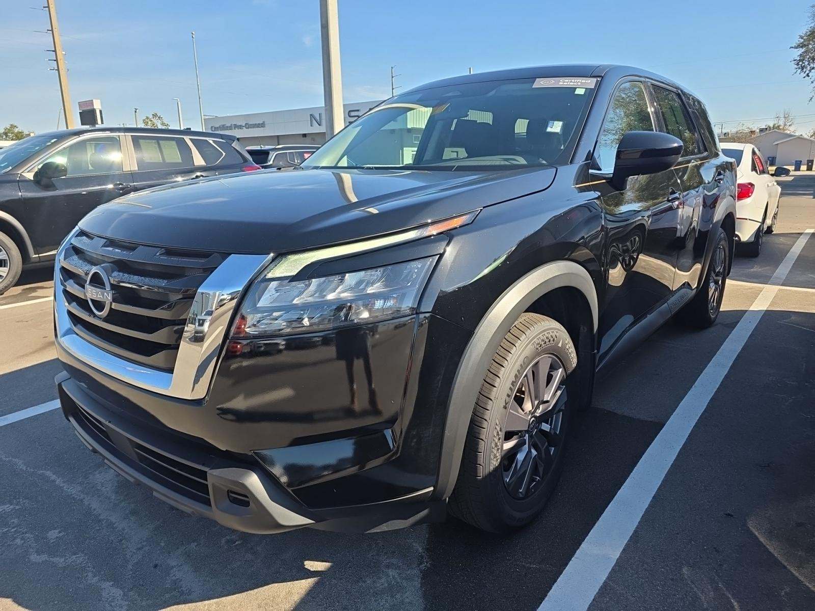 2023 Nissan Pathfinder S FWD