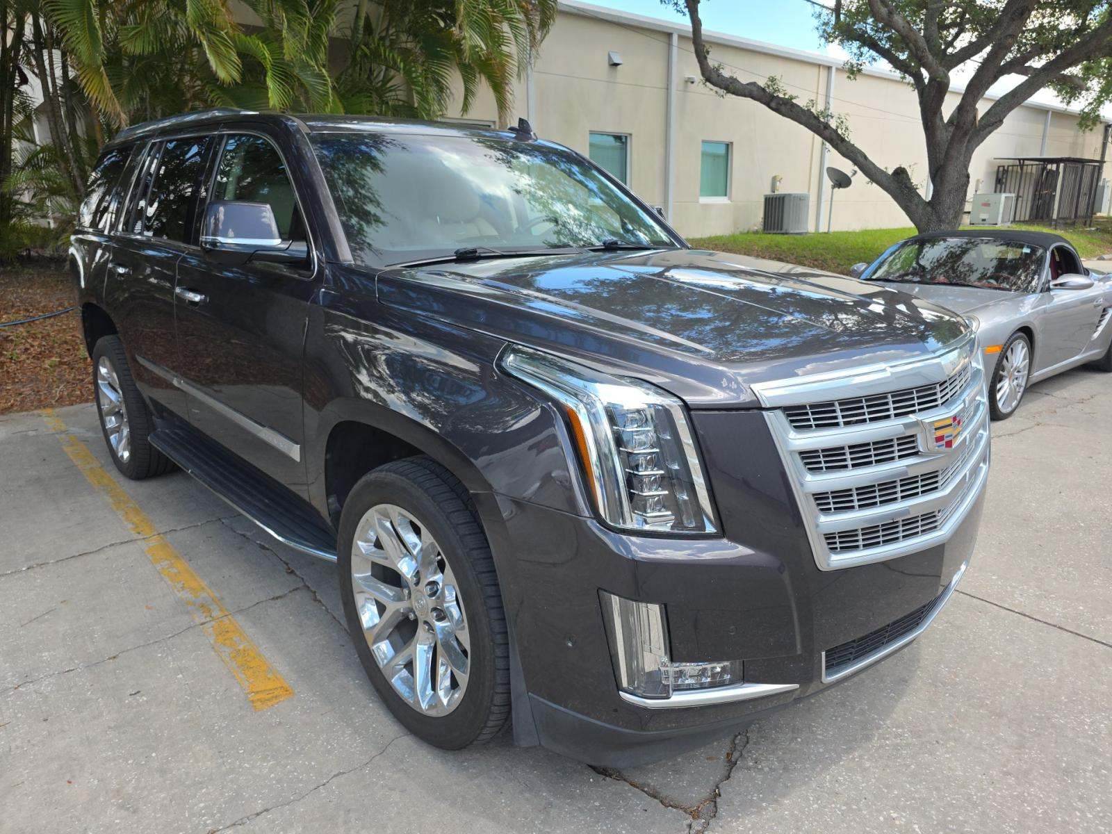 2018 Cadillac Escalade Luxury RWD
