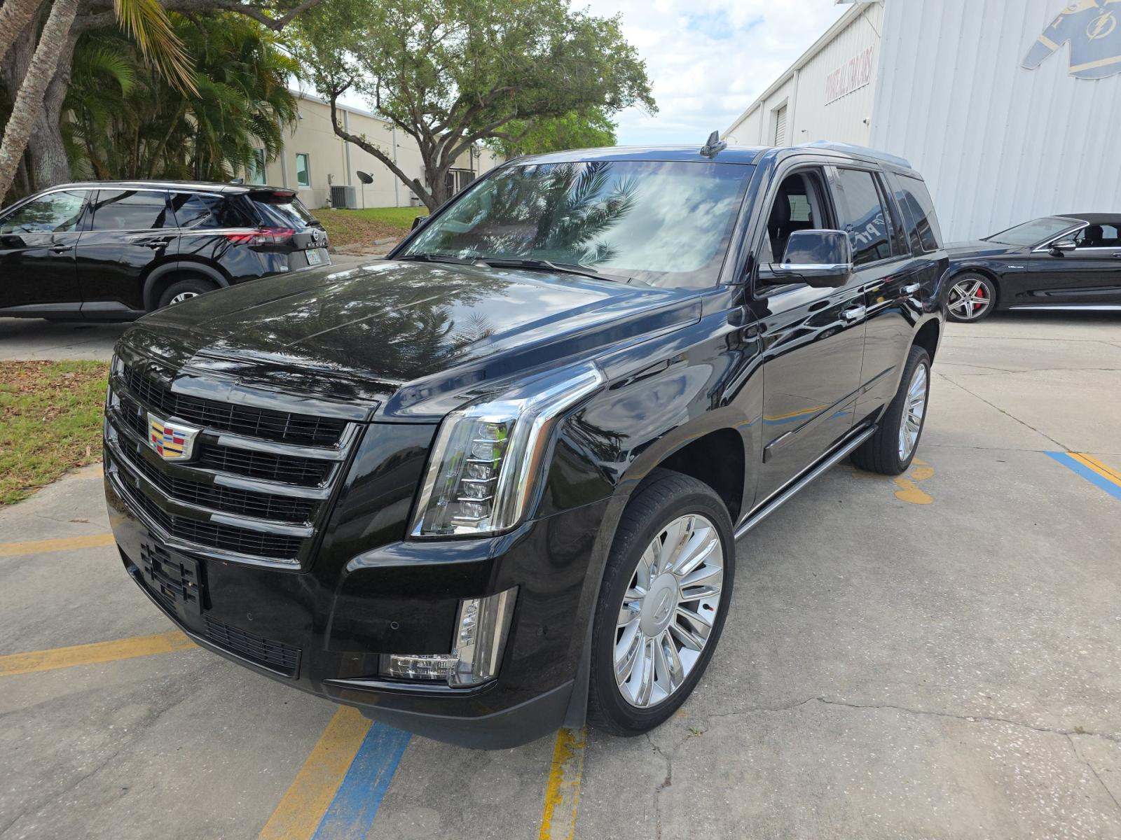 2019 Cadillac Escalade Premium Luxury AWD
