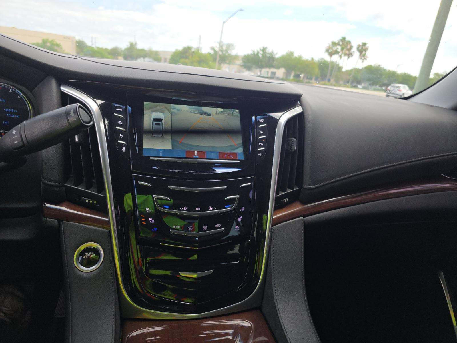 2019 Cadillac Escalade Premium Luxury AWD