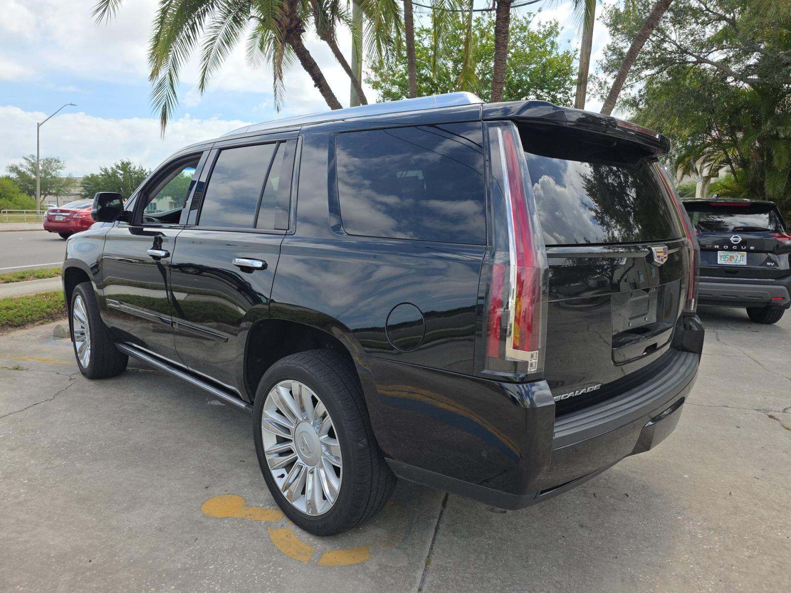 2019 Cadillac Escalade Premium Luxury AWD
