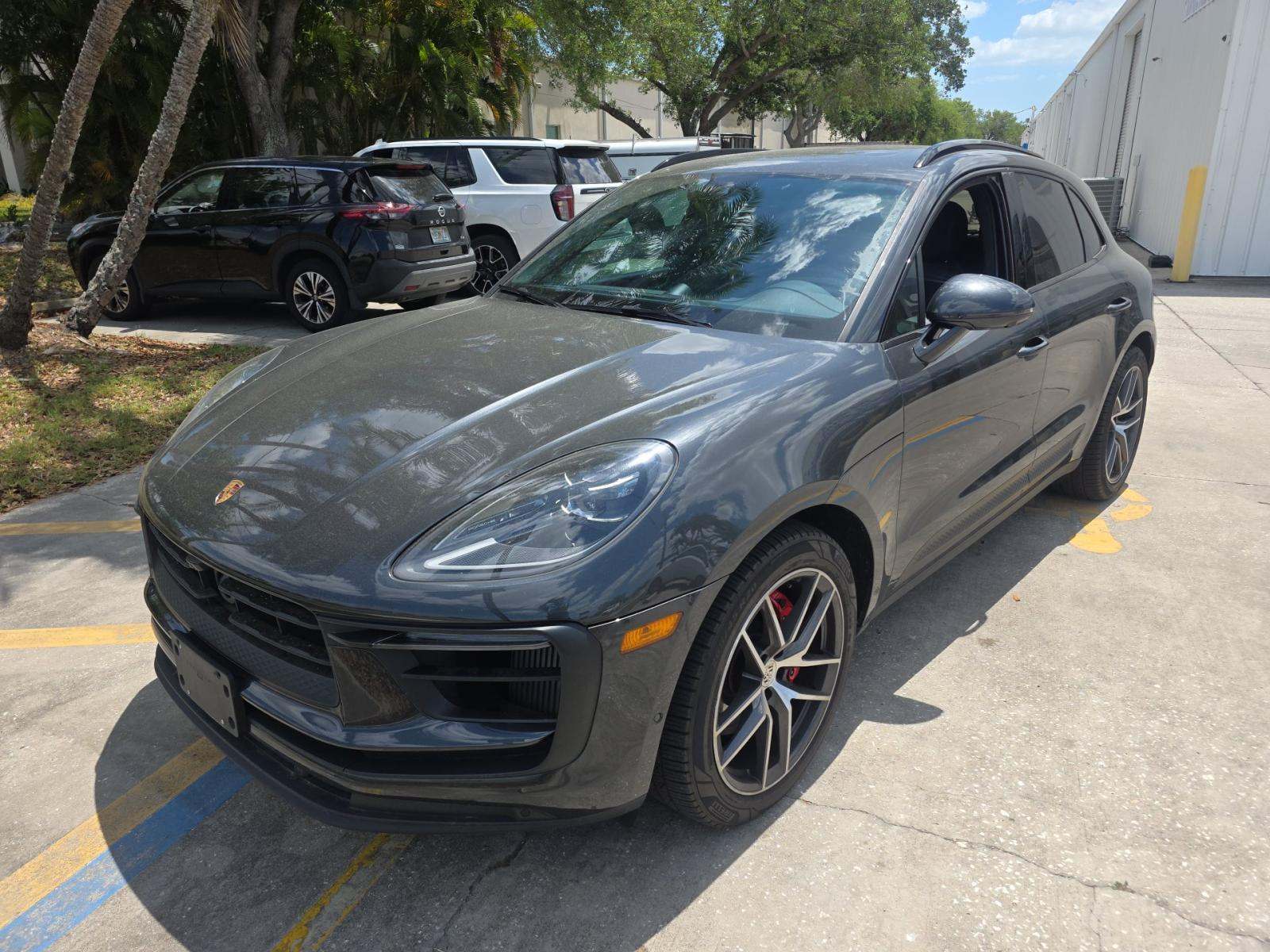 2022 Porsche Macan S AWD